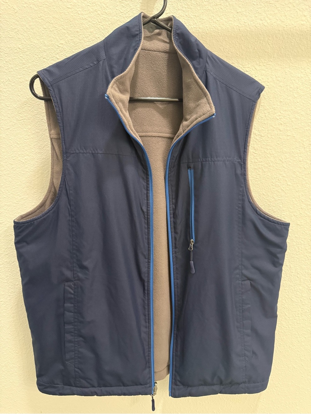 Men's Navy Blue Fleece-Lined Vest